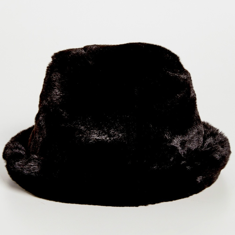 NWOT Adrienne Landau plush faux fur bucket hat Color: Black
